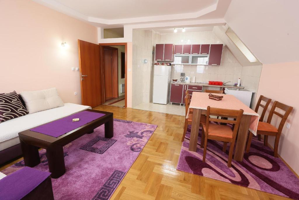 Apartments Millenium Жабляк Номер фото